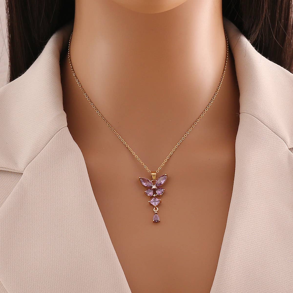 STYLISH BUTTERFLY TASSEL PENDANT NECKLACE_CWAHA0880
