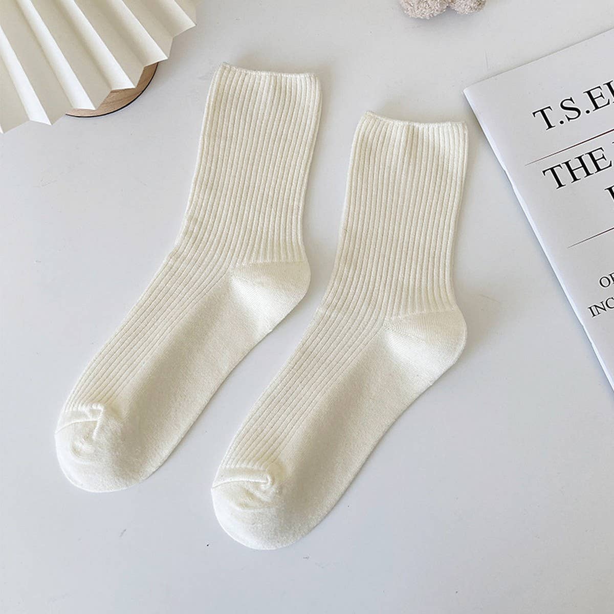 AUTUMN AND WINTER STRIPED WOMEN'S MID-CALF SOCKS_CWMS0985