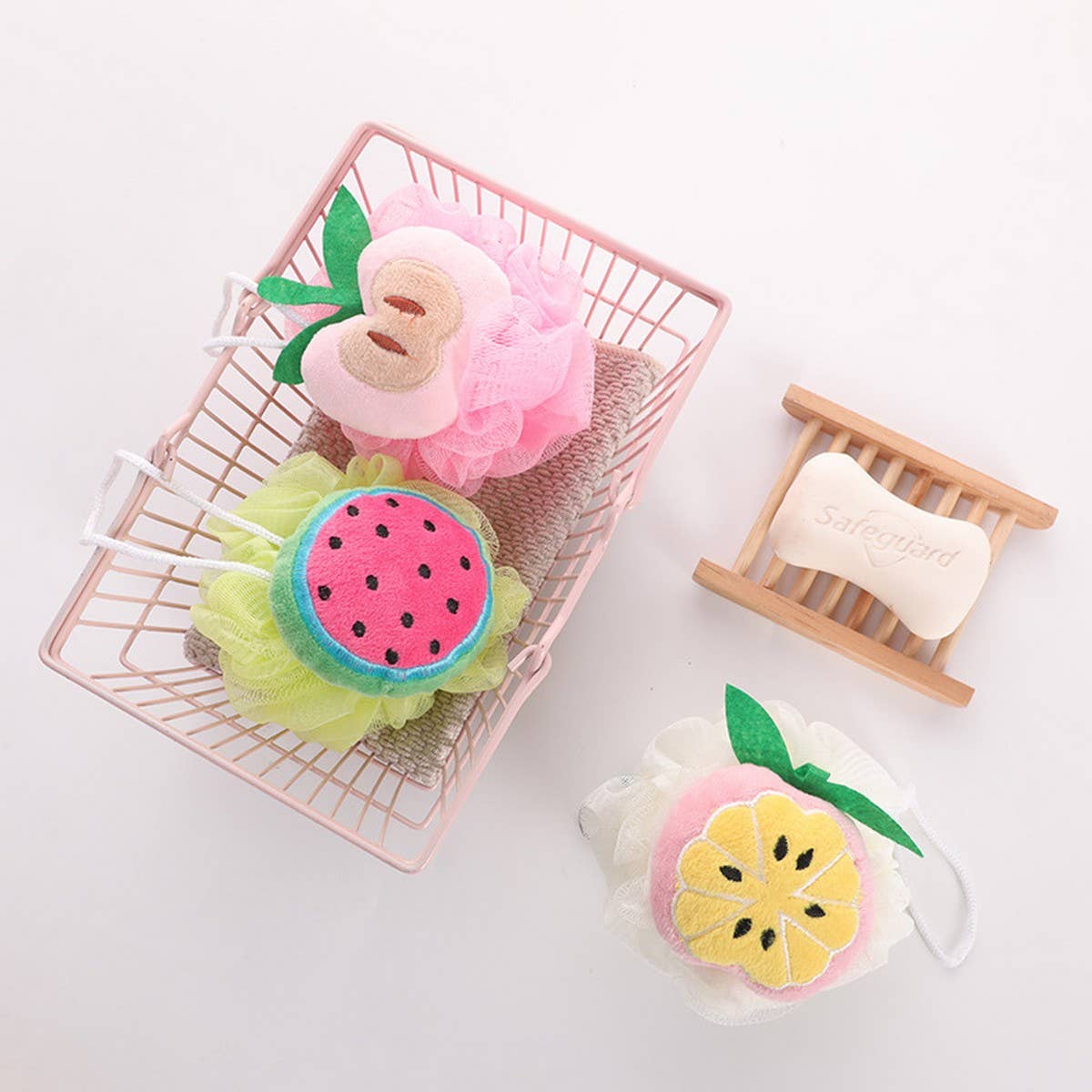 CWMM9155_CHILDREN'S COLORFUL FRUIT SHAPE BATH BALL