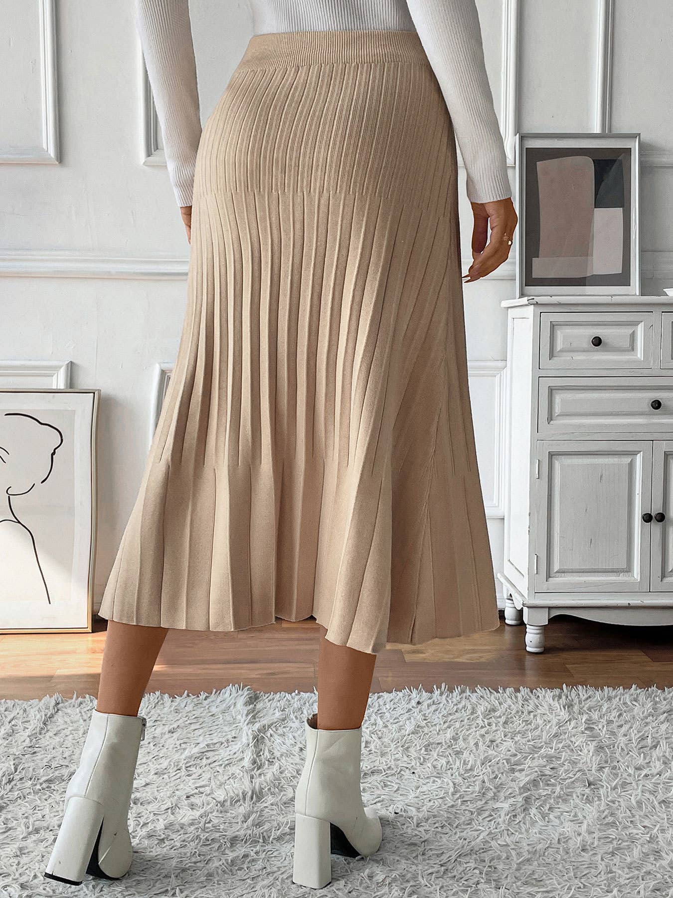 SOLID COLOR PLEATED SKIRT WITH PLEATED SKIRT