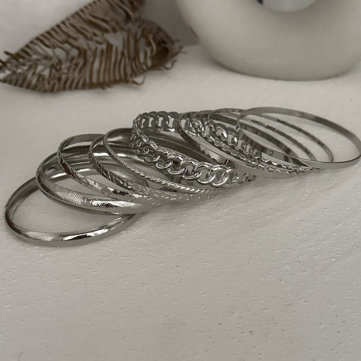 VINTAGE STACKING BOHEMIAN ALLOY BRACELET SET