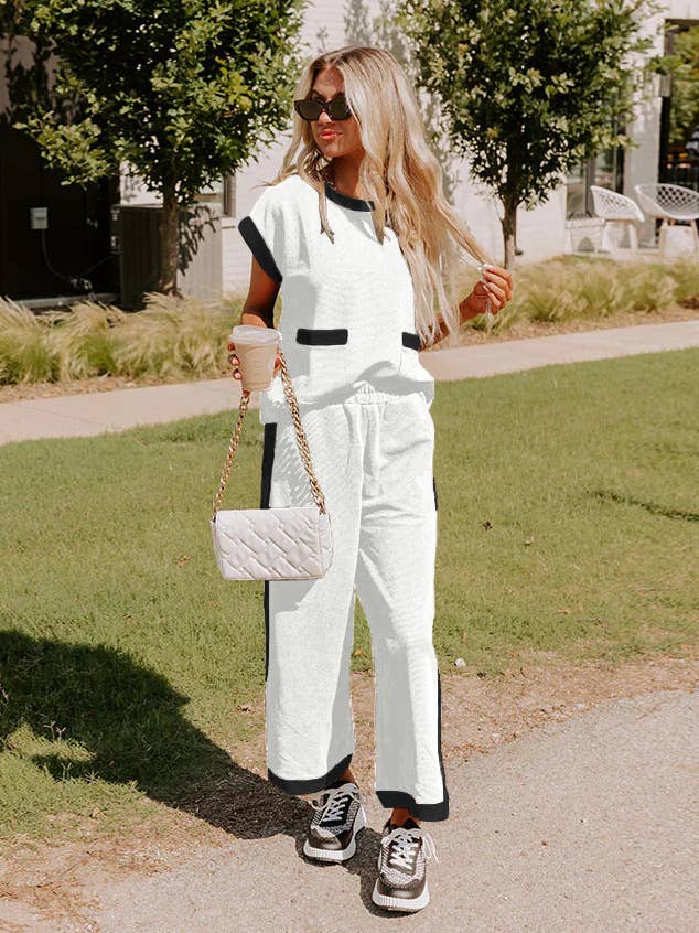 Round neck top straight pants color contrast suit