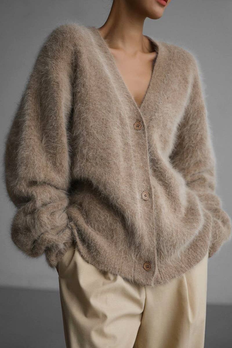 CWOCAL1100_KNITTED MINK LONG-SLEEVED V-NECK CARDIGAN