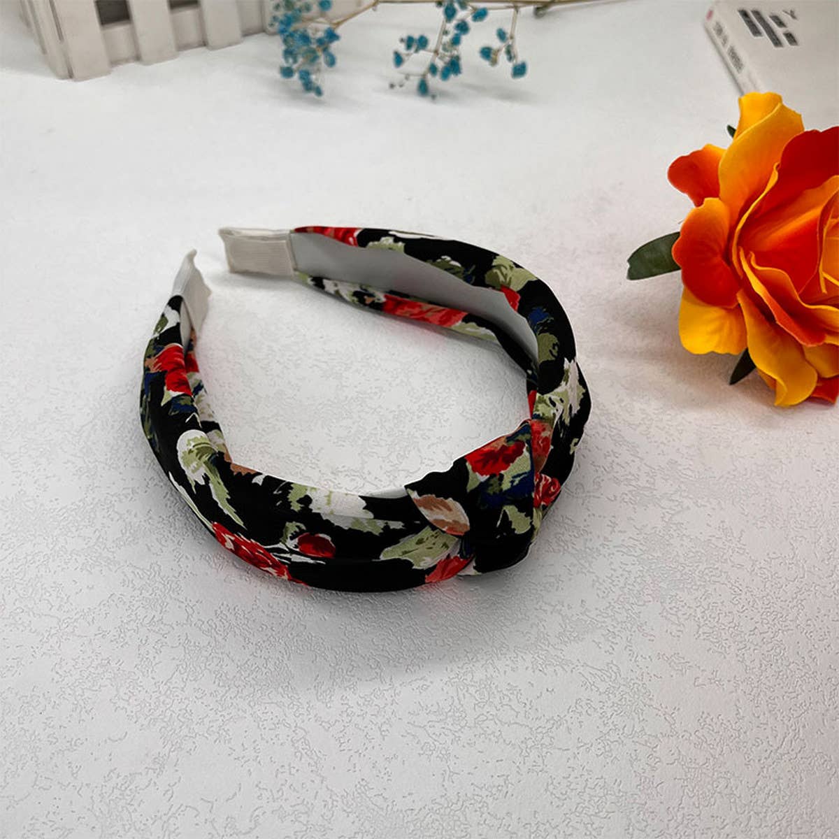 RETRO INK-SPLASHED FLOWER HEADBAND_CWAHA2584