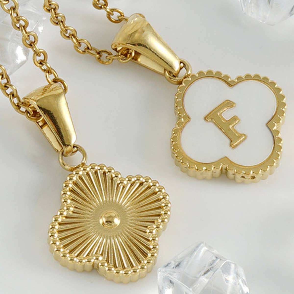 FOUR LEAF CLOVER 26 LETTER SHELL PENDANT NECKLACE