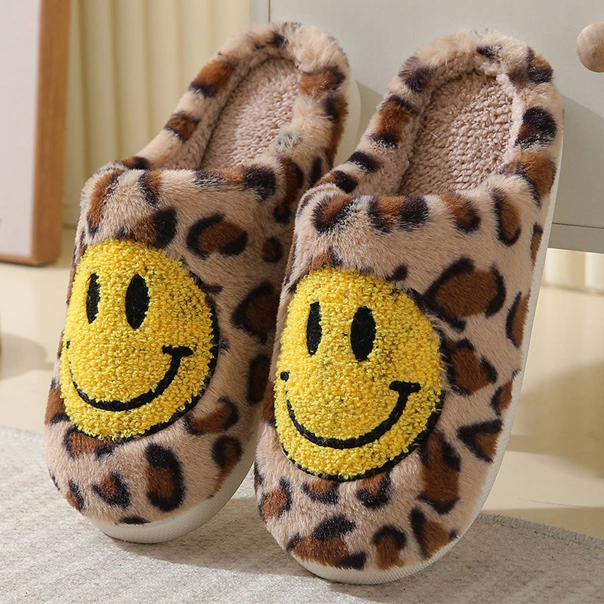 LEOPARD SMILING COTTON FUZZY SLIPPERS WOMEN