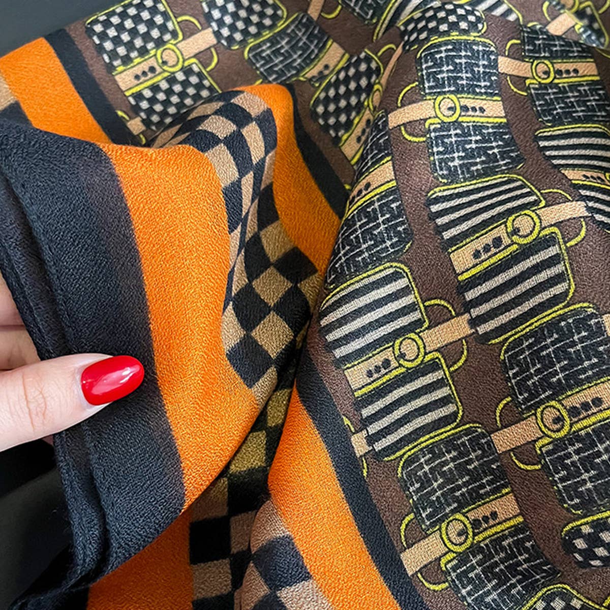 NEW FASHION LETTER CONTRAST COLOR SILK SCARF