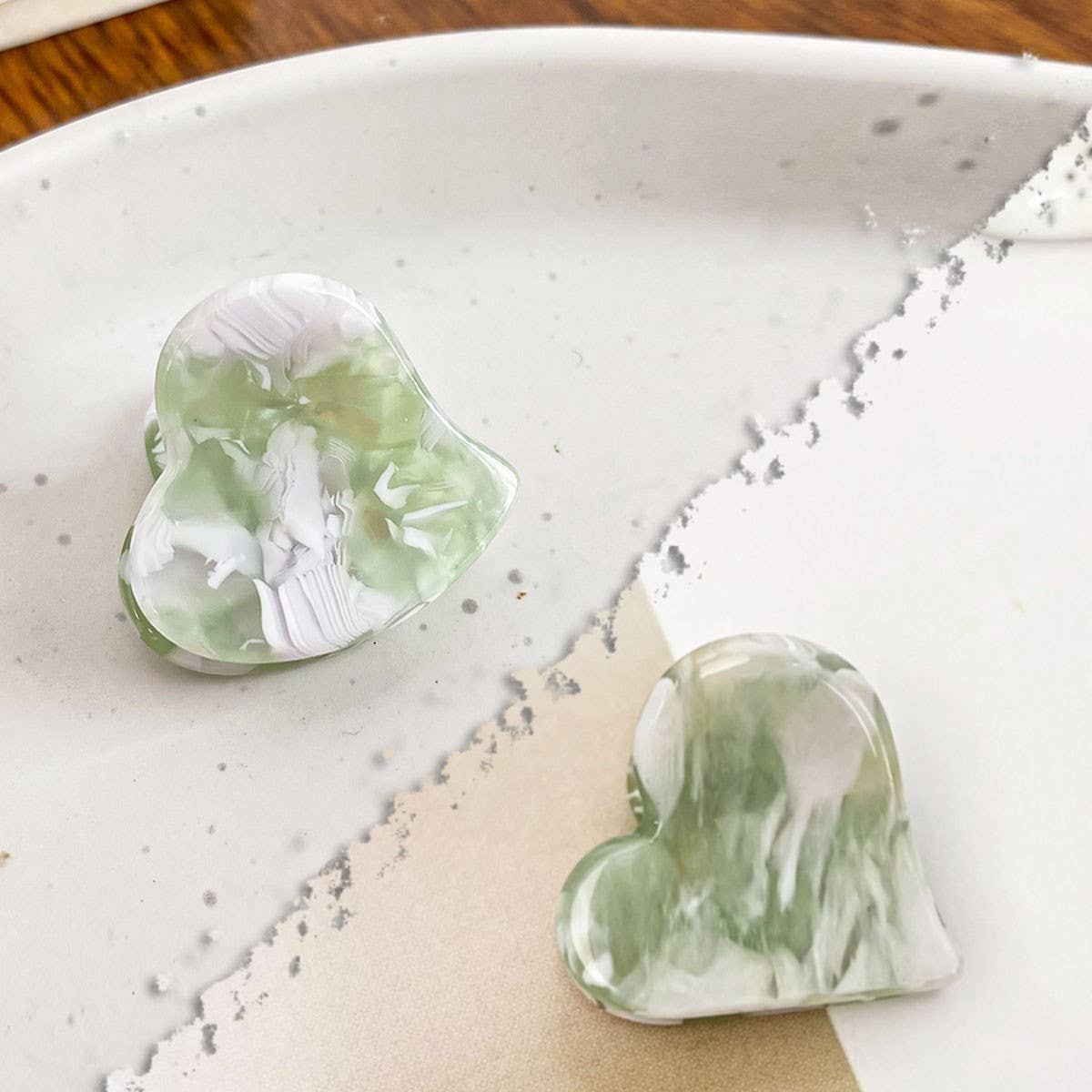 Mini Heart Acetate Claw Clip ? Elegant Side Clip_CWAHA0732