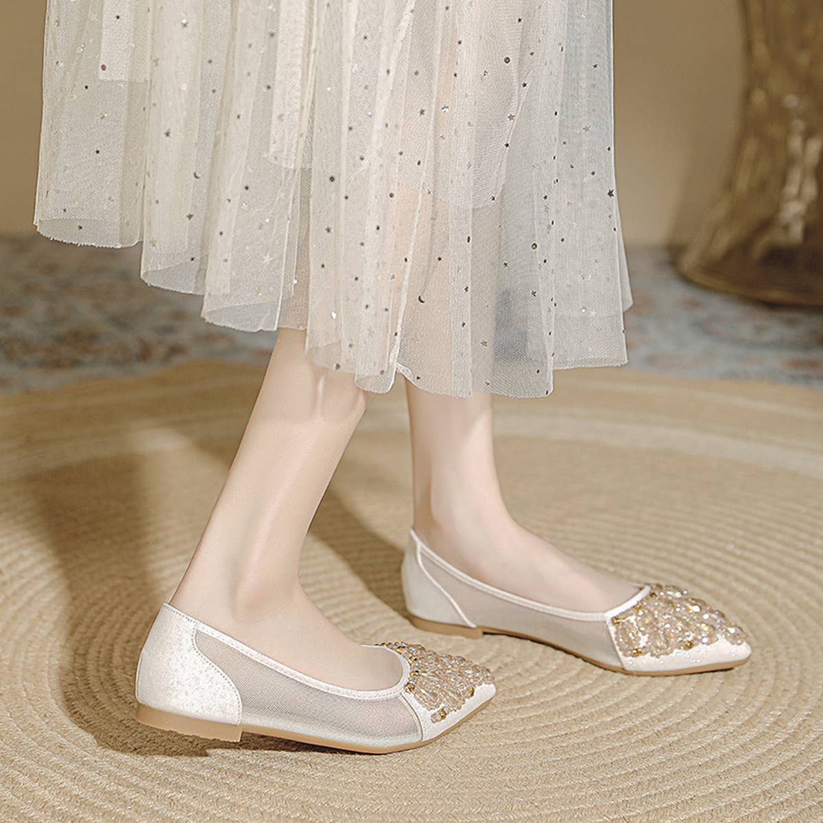 LIGHT RHINESTONE POINTED TOE FLATS