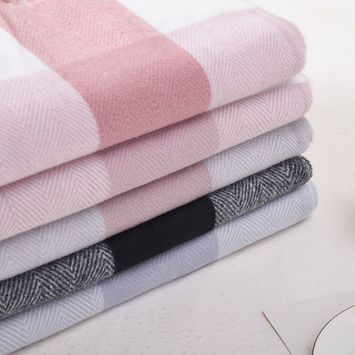 Plaid Winter Scarf ??Cute Unisex Wrap_CWASC0400