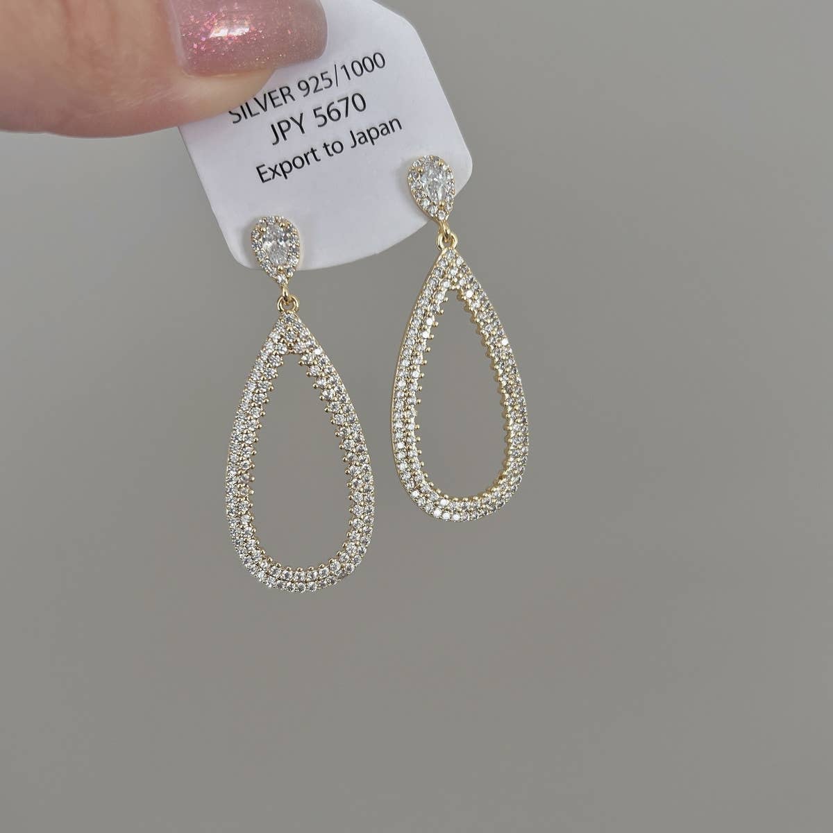LIGHT LUXURY OVAL PENDANT EARRINGS