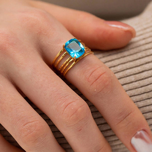 VINTAGE LAKE BLUE RECTANGULAR ZIRCON RINGS