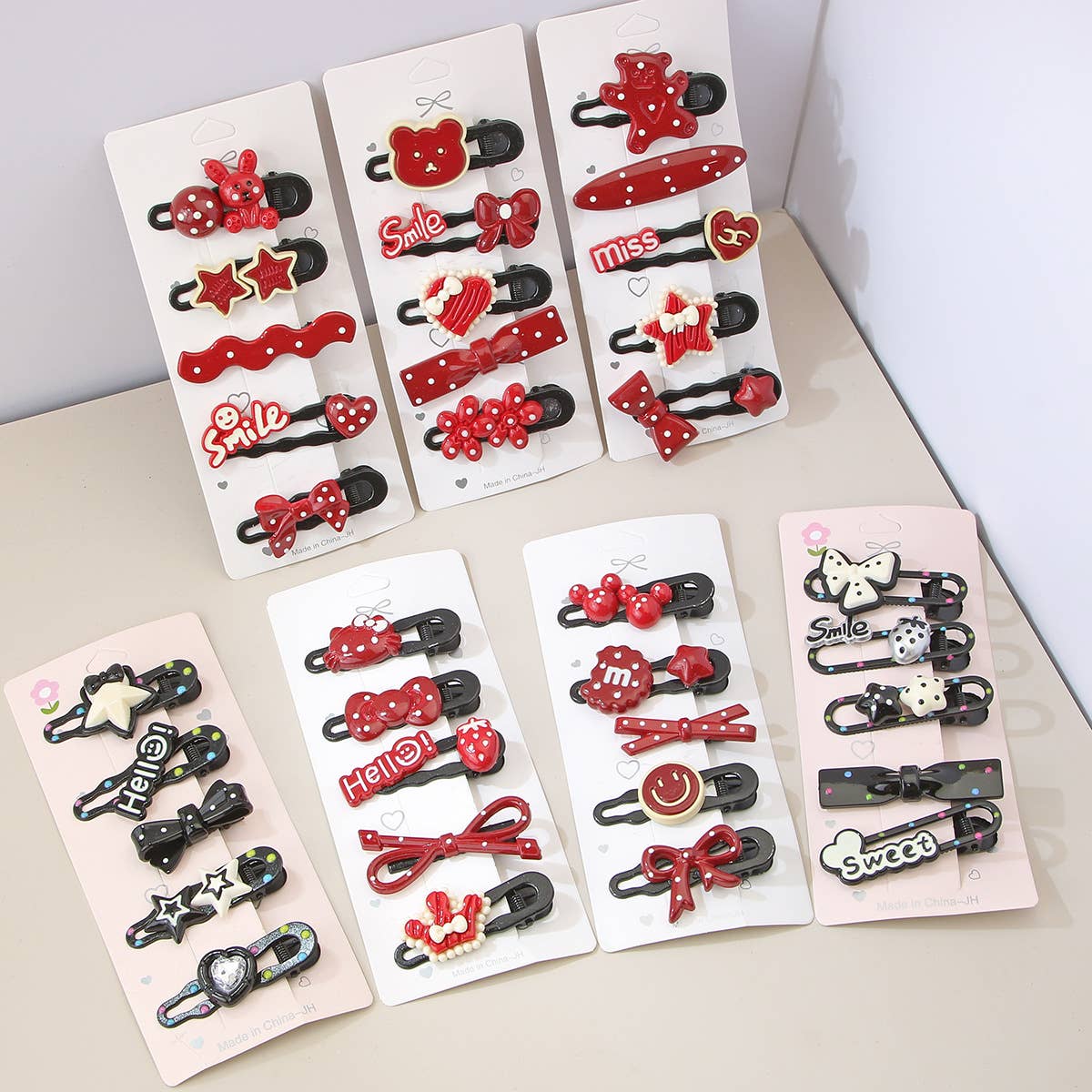 Five sets of cartoon children's hairpins