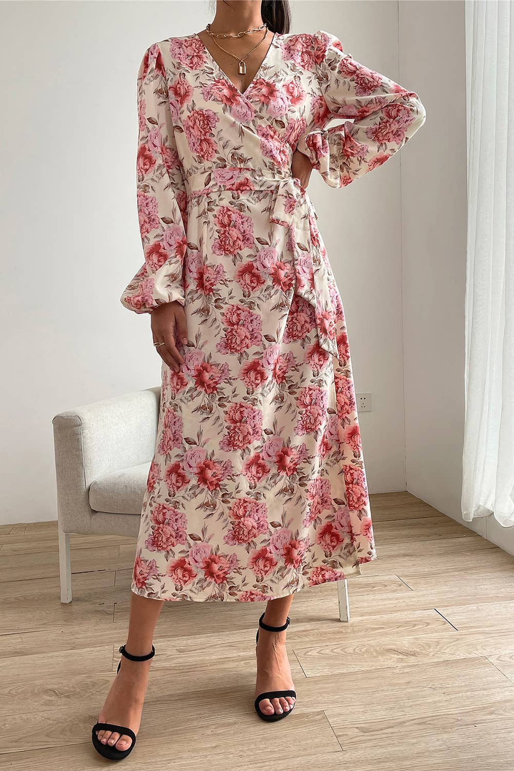 PRINTED LACE-UP WAISTLINE V-NECK SLIT DRESS