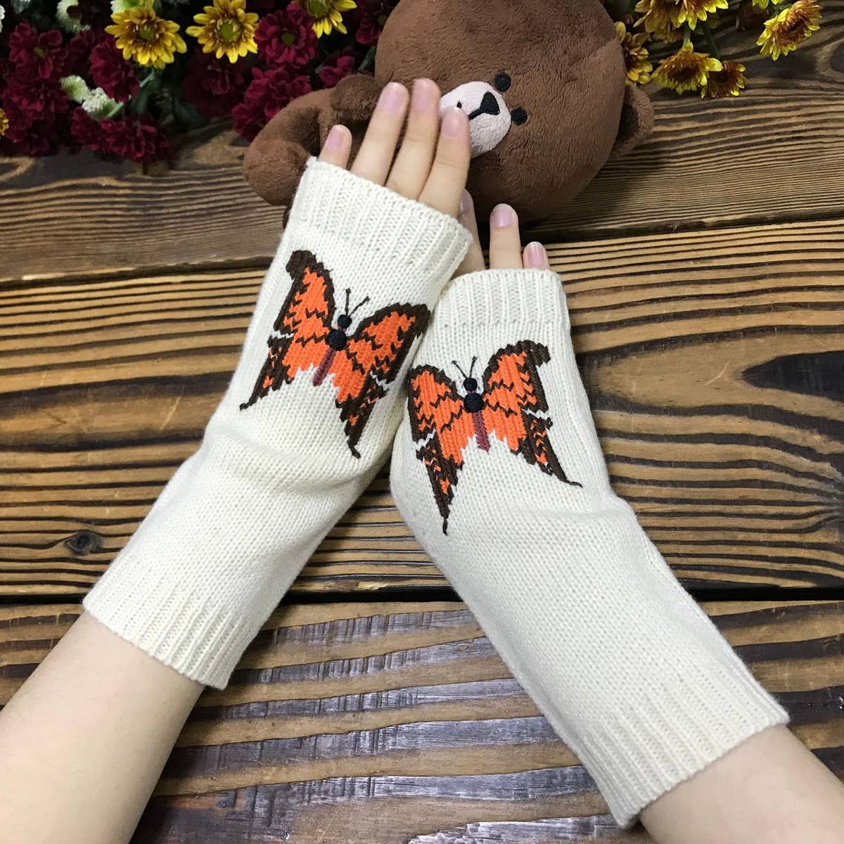 ORANGE LARGE BUTTERFLY LONG HALF FINGER GLOVES_CWMM1671