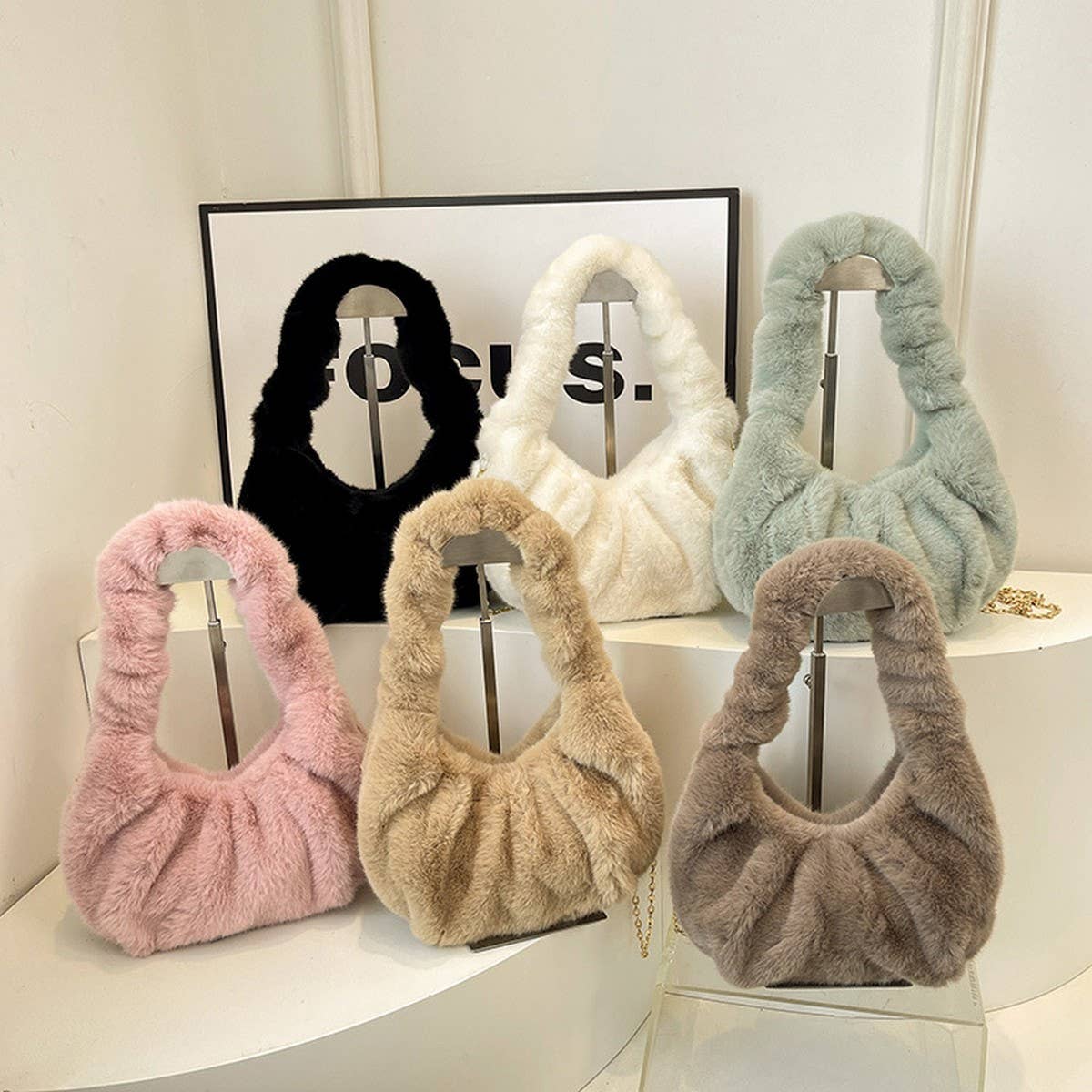 WINTER PLEATED DUMPLING BAG ONE-SHOULDER PLUSH BAG_CWAB3944