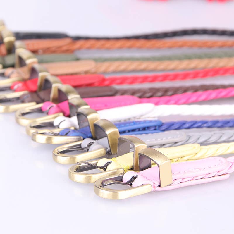 Hand-woven needle-buckle versatile waist belt