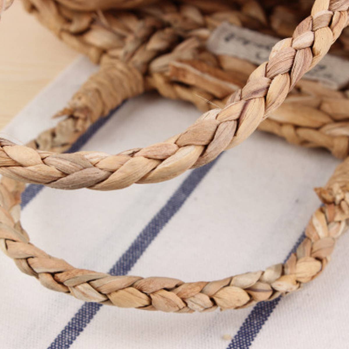 VERSATILE DAISY FLOWER HAND WOVEN SHOULDER BAG_CWAB2114