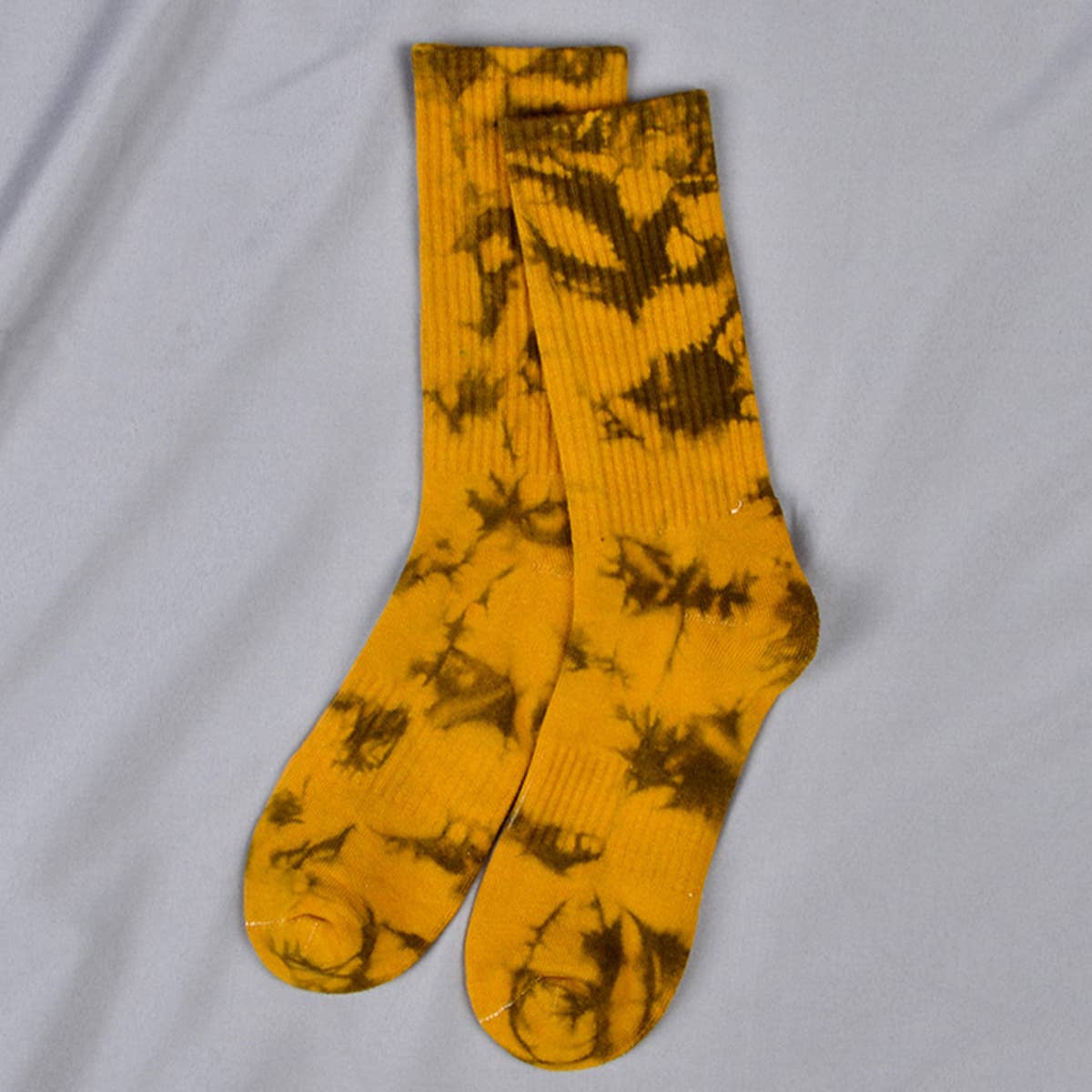 TIE-DYED STREET SKATEBOARD SOCKS