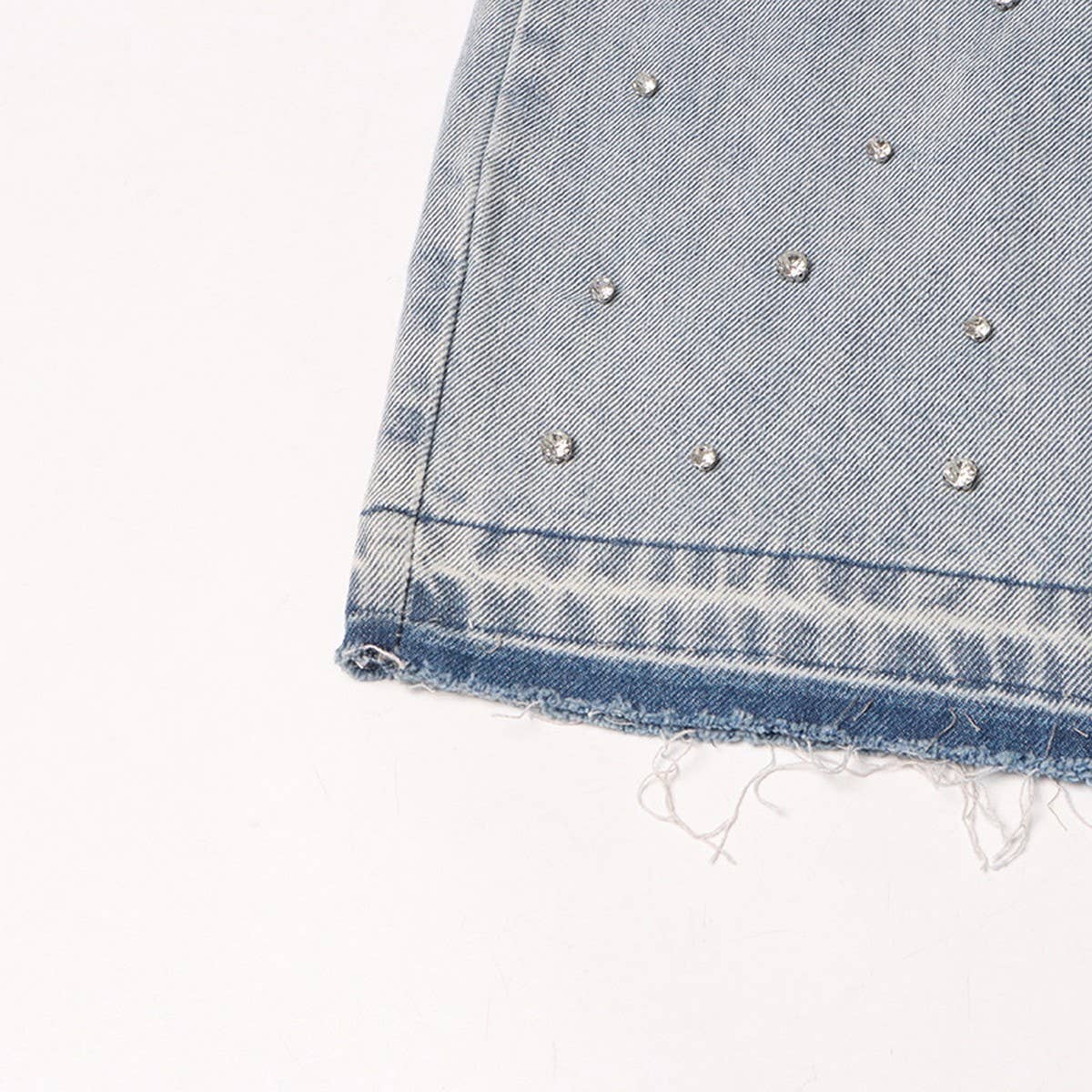 HIGH WAISTED STUDDED PEARL STRAIGHT LEG JEANS