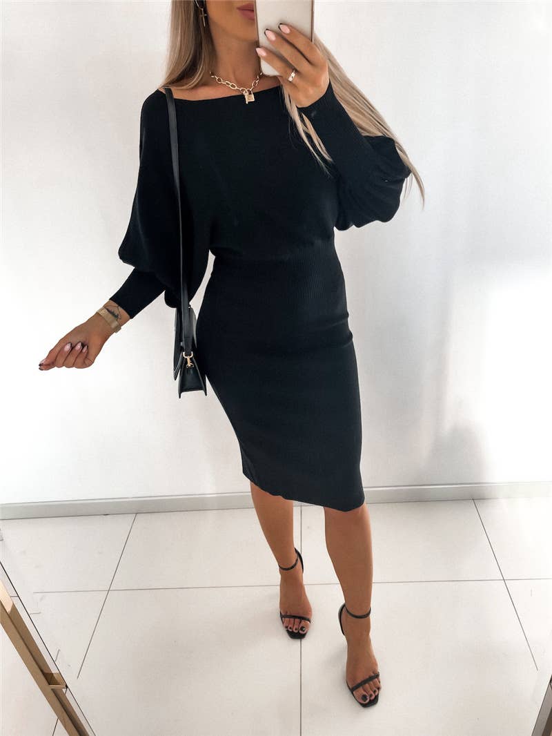 ETHOS ONE-LINE NECK KNITTED SOLID COLOR DRESS