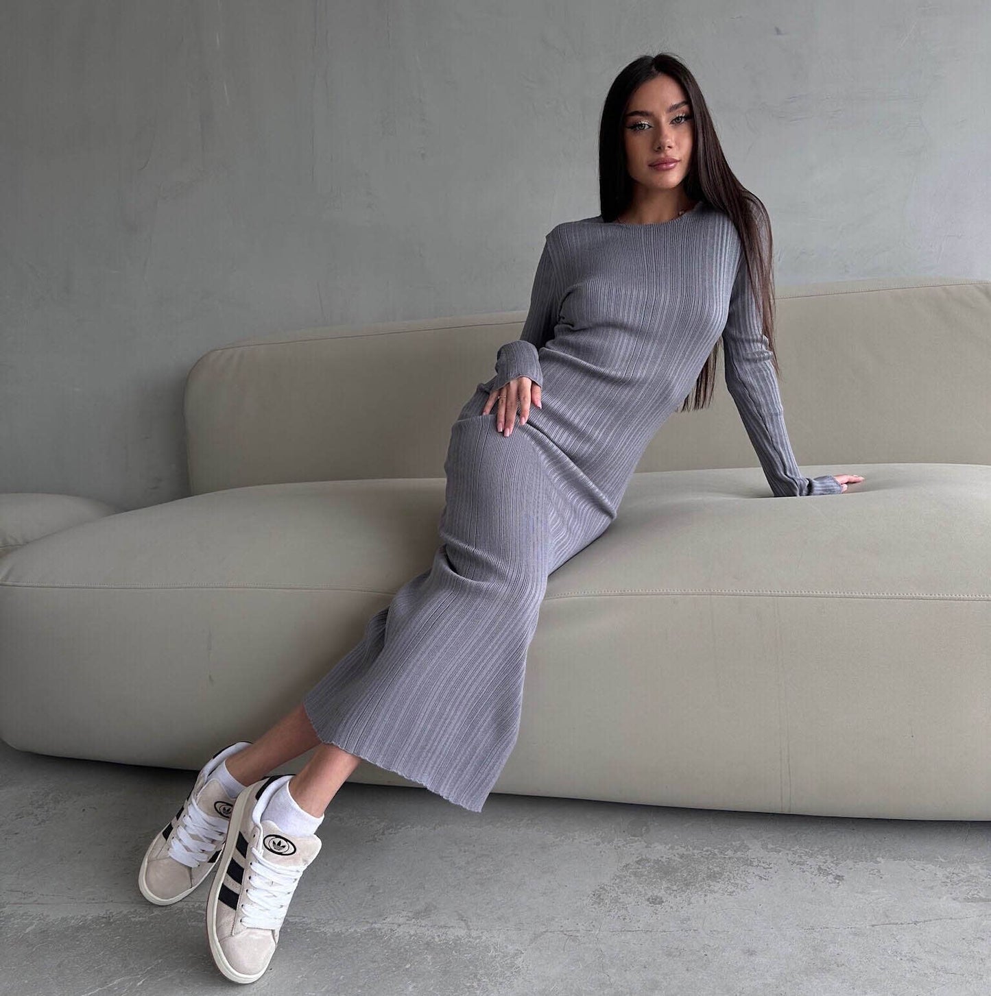 SOLID COLOR ROUND NECK PIT STRIP SLIMMING DRESS