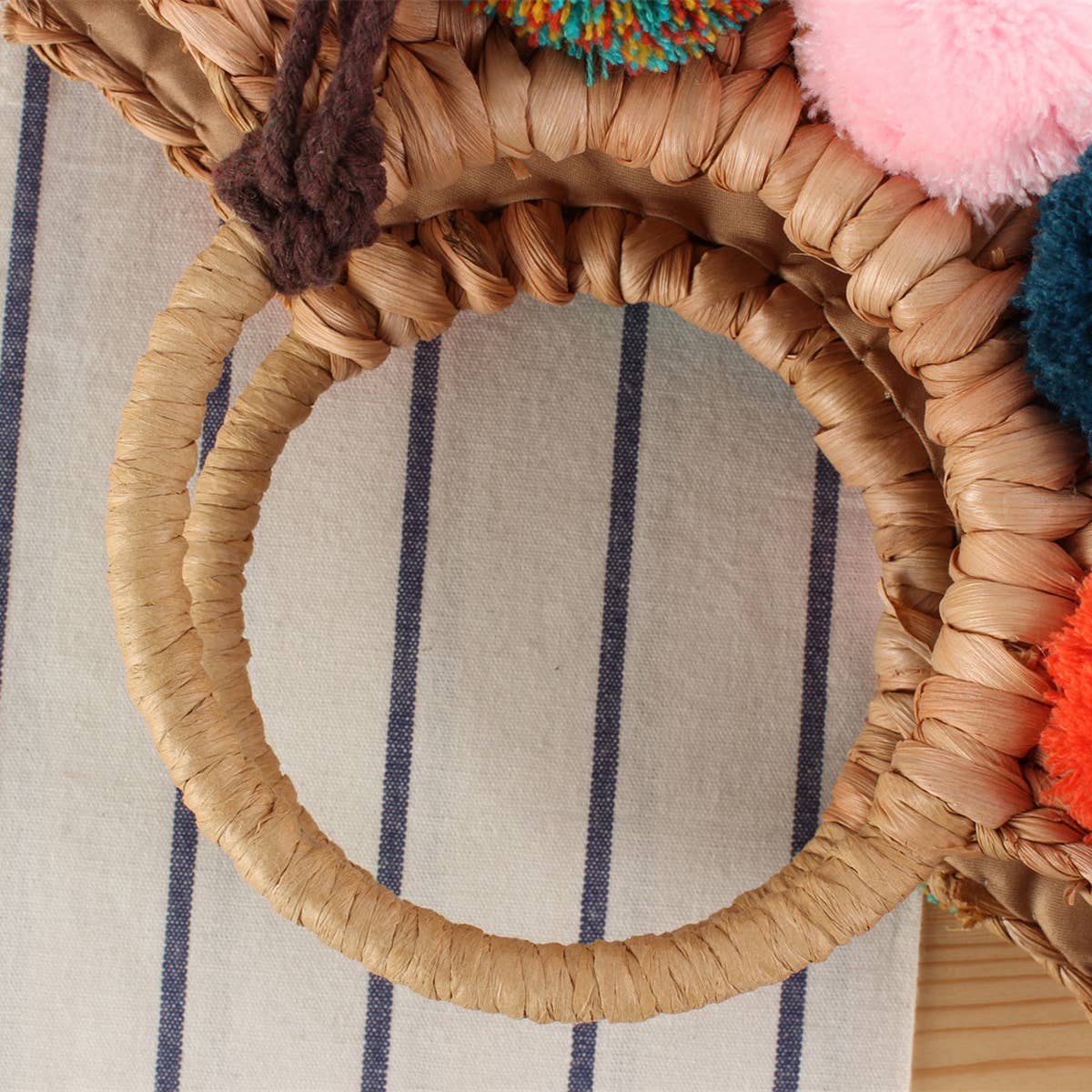 NEW NATURAL HANDWOVEN BAG_CWAB2102