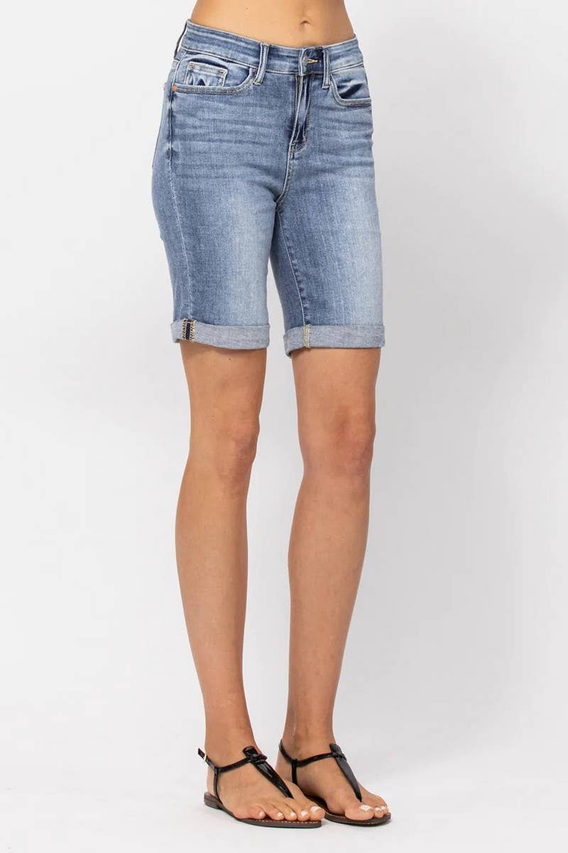 CWJS0306_CASUAL ROLLED HEM SLIM FIT DENIM SHORTS