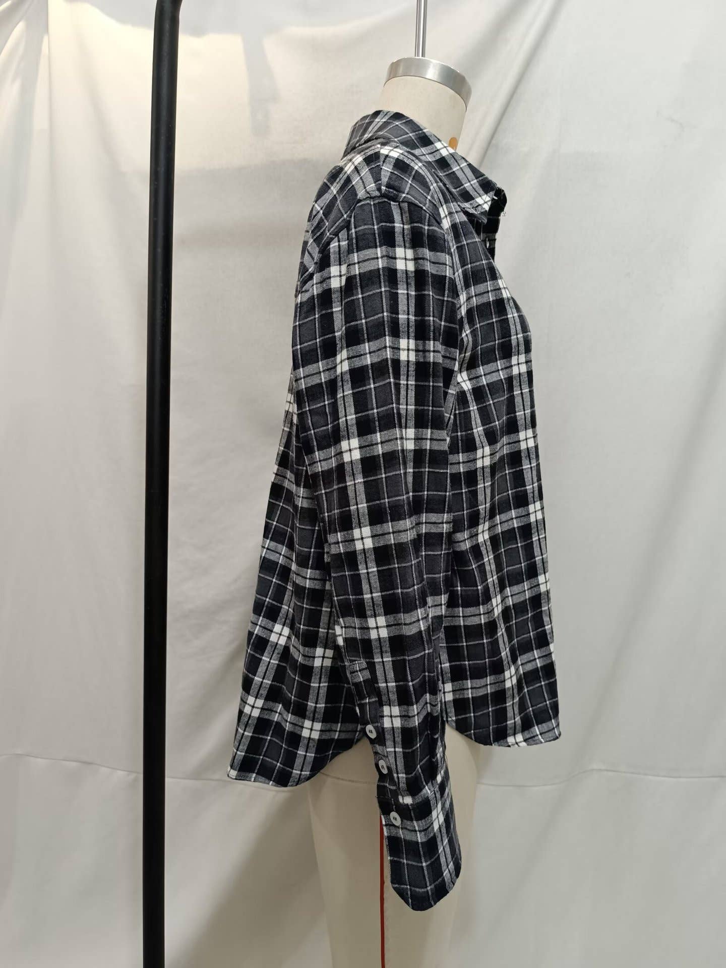 FASHION CASUAL DESIGN LOOSE PLAID SHIRT