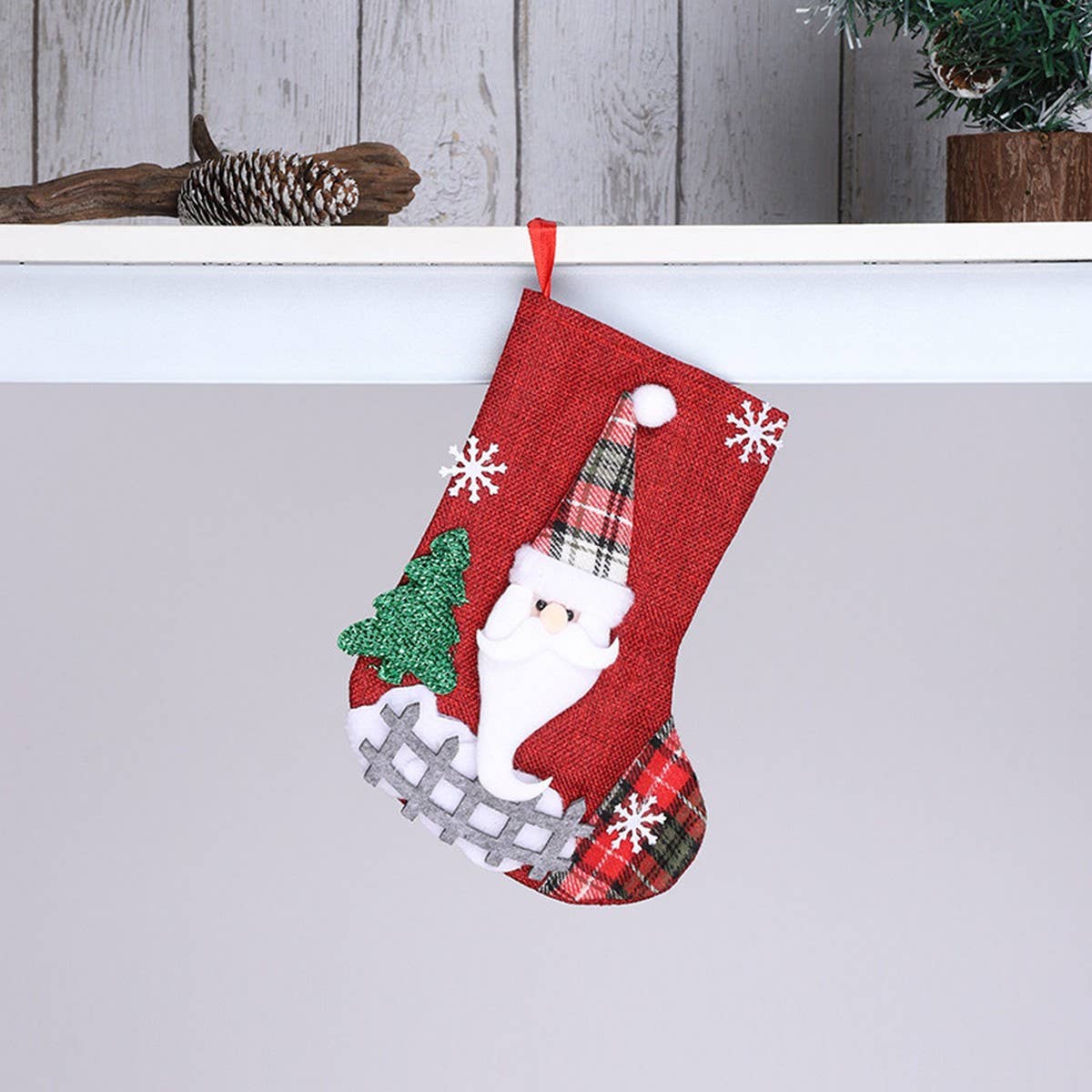 DECORATIVE BURLAP MEDIUM CHRISTMAS STOCKING