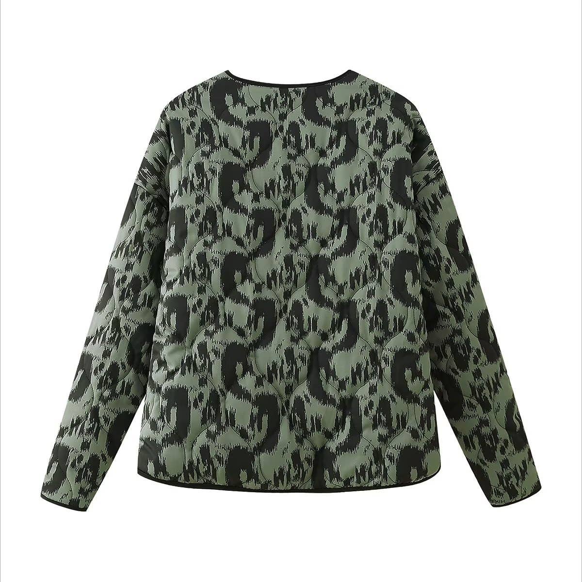 ANIMAL PRINT COAT WITH NOCOLLAR AND HIDDEN BUTTONS