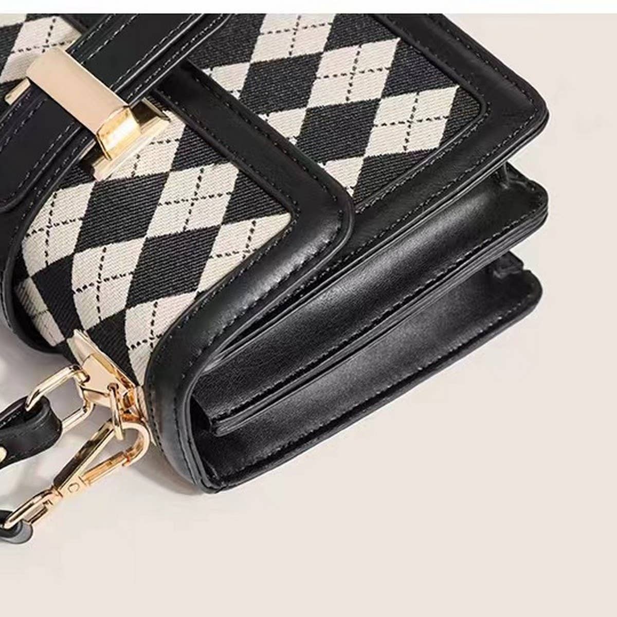 SMALL HIGH-END FASHIONABLE CHAIN SHOULDER BAG_CWAB3440