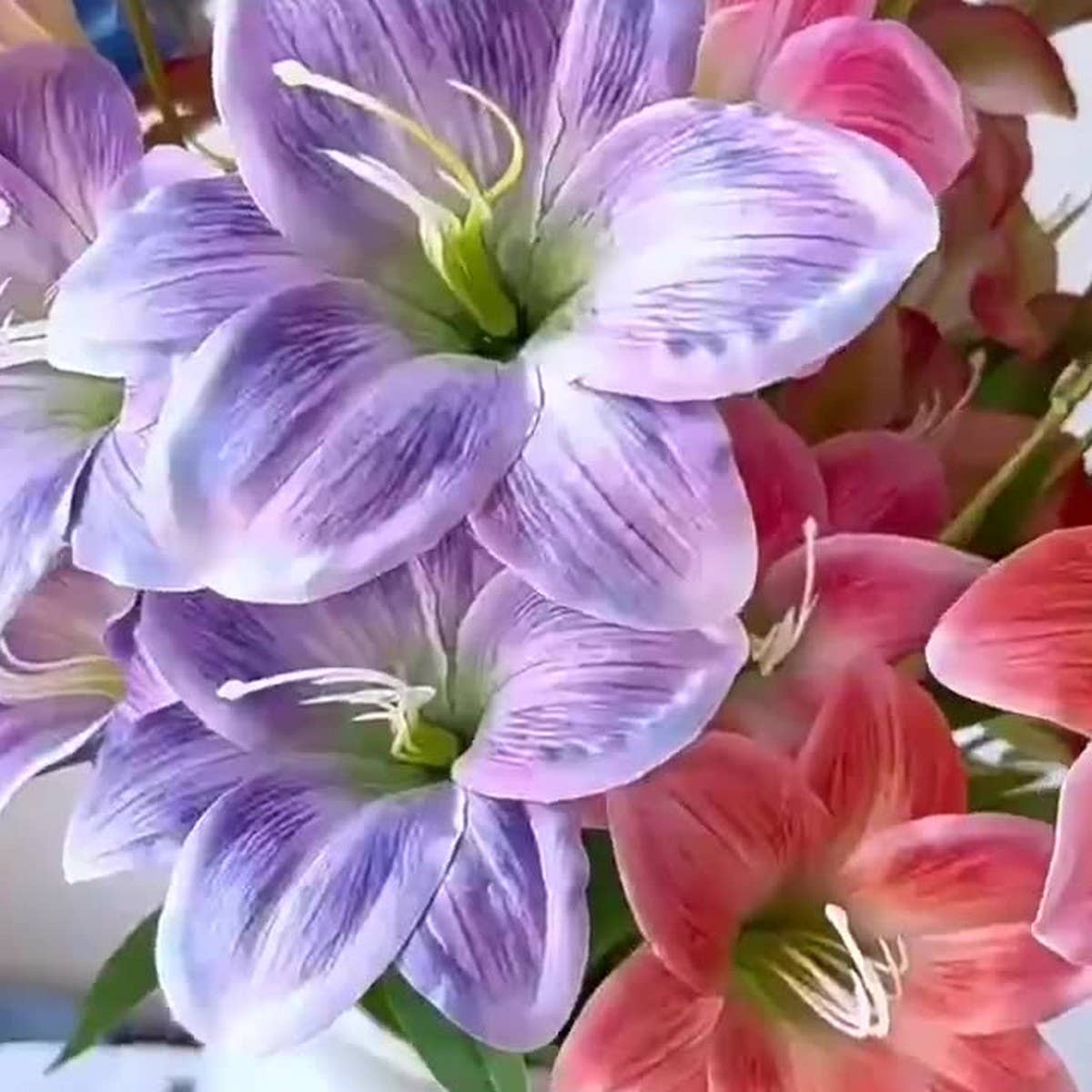 Artificial Amaryllis Lily Stem with 5 Blooms_CWMM6503