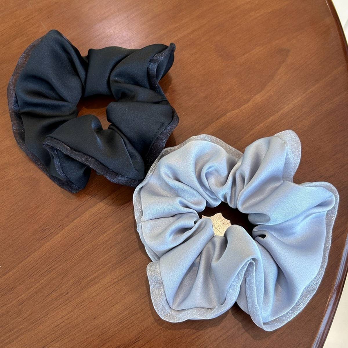LACE SILKY COLORA HAIR SCRUNCHIES