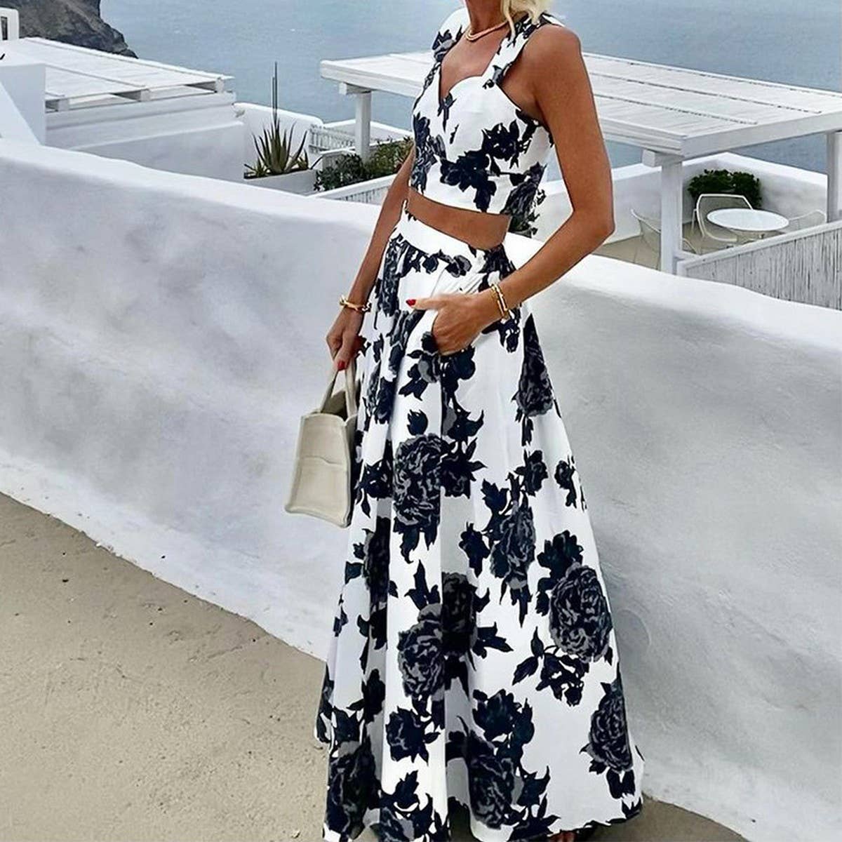 FASHION PRINT HALTER TOP SKIRT TWO-PIECE SET
