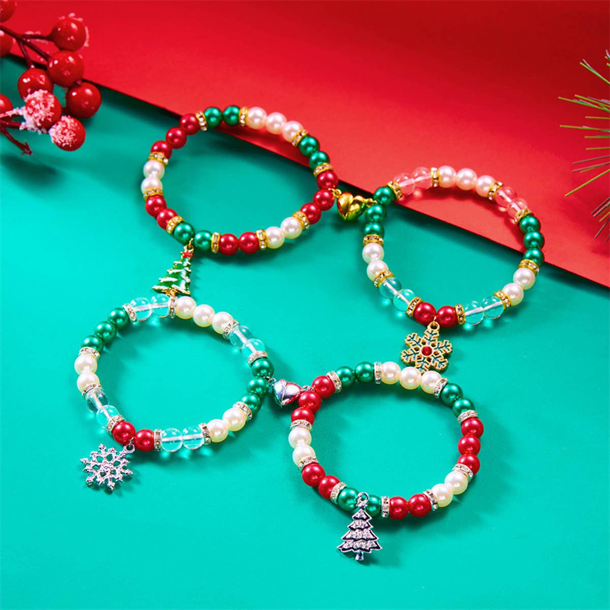 CHRISTMAS SNOWFLAKE PENDANT MAGNETIC BRACELET