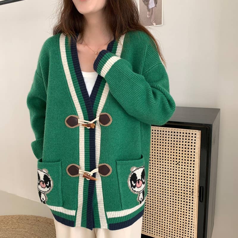 Art collage horn button V-neck knitted cardigan