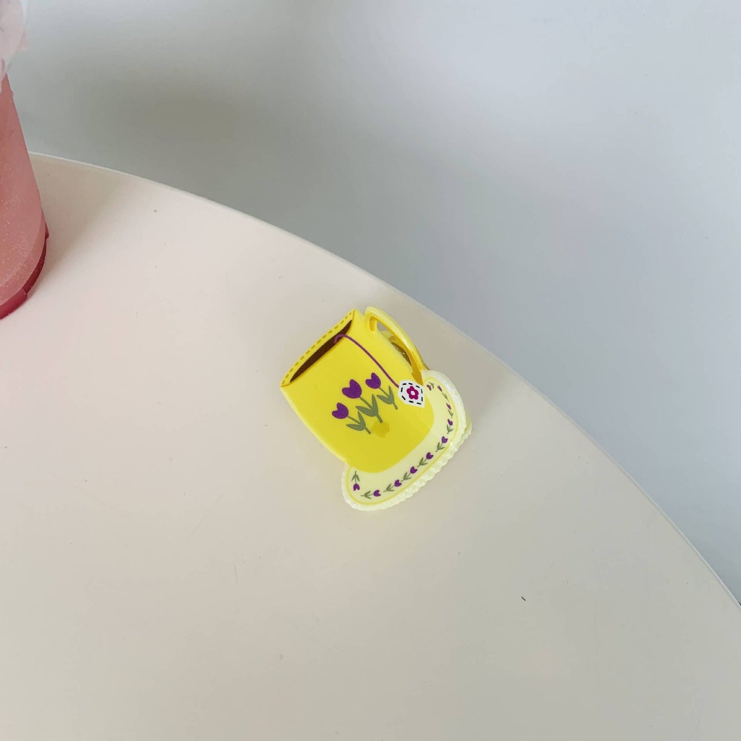 Acrylic Coffee Cup Hair Claw - Cute Shark Clip_CWASC1585