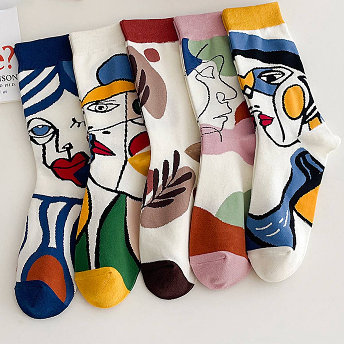 FASHIONABLE PRINTED MID-CALF COTTON SOCKS