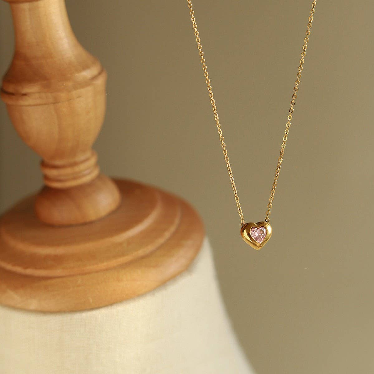 FRENCH VINTAGE HEART PENDANT NECKLACE