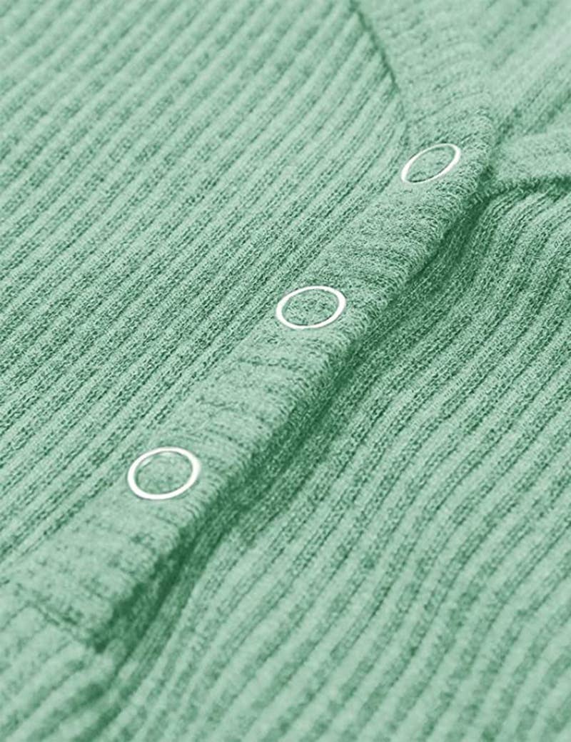 SOLID COLOR V-NECK BREASTED SLIM-FIT KNIT VEST