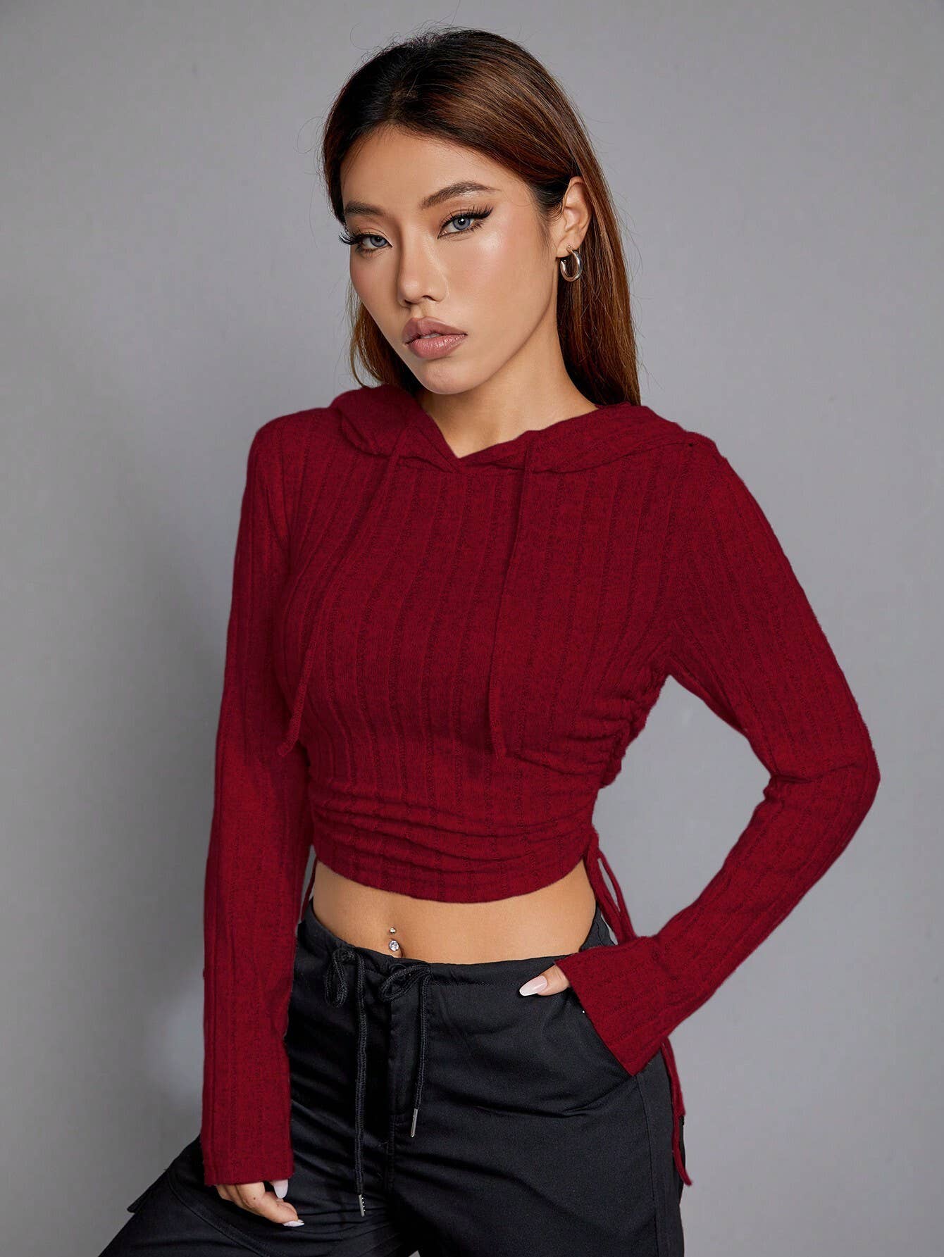 SLIM WINE RED SHORT HOODED SHORT TOP
