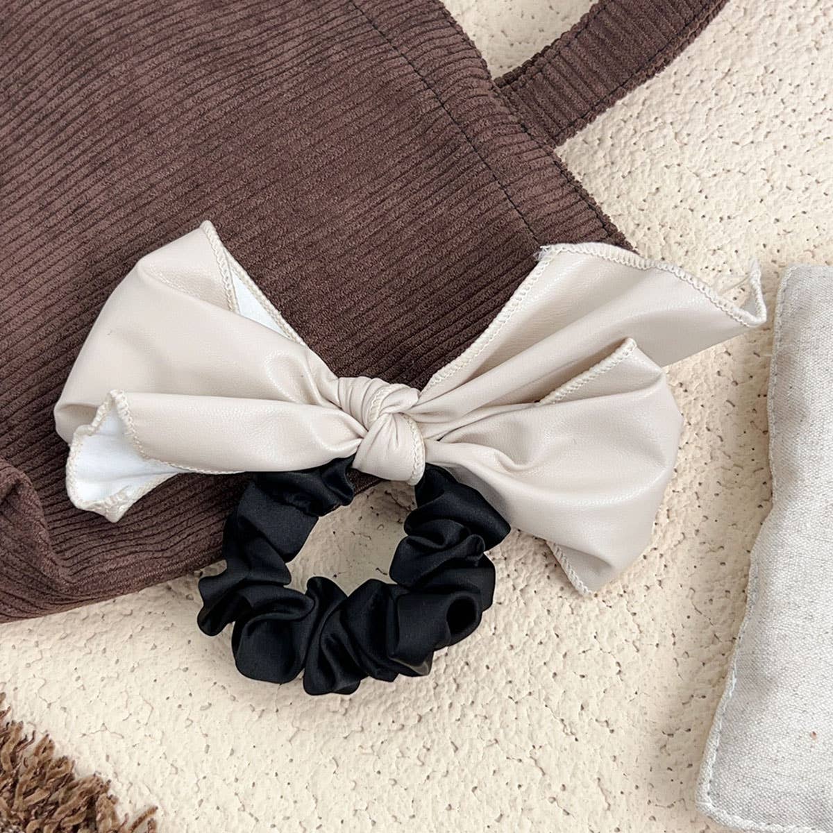 Imitation leather ponytail pleated hair band