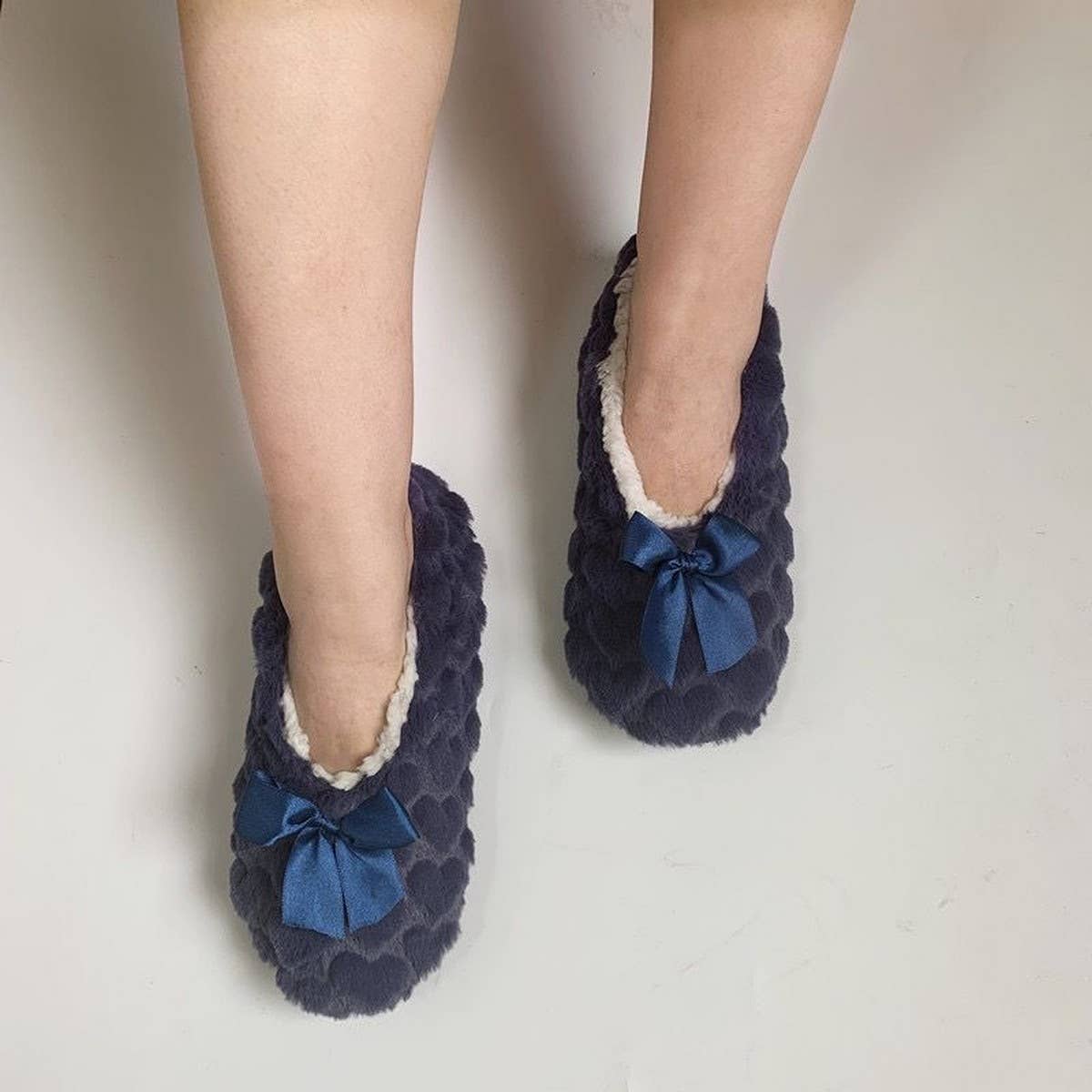 THICKENED AND VELVET ADULT FLOOR SOCK SLIPPERS
