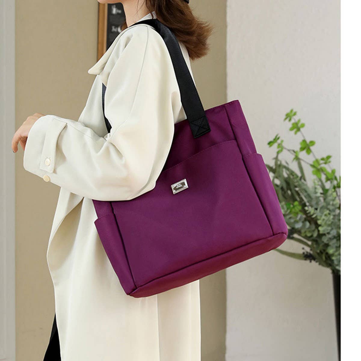 LARGE CAPACITY NYLON CANVAS SHOULDER MESSENGER BAG_CWAB3498