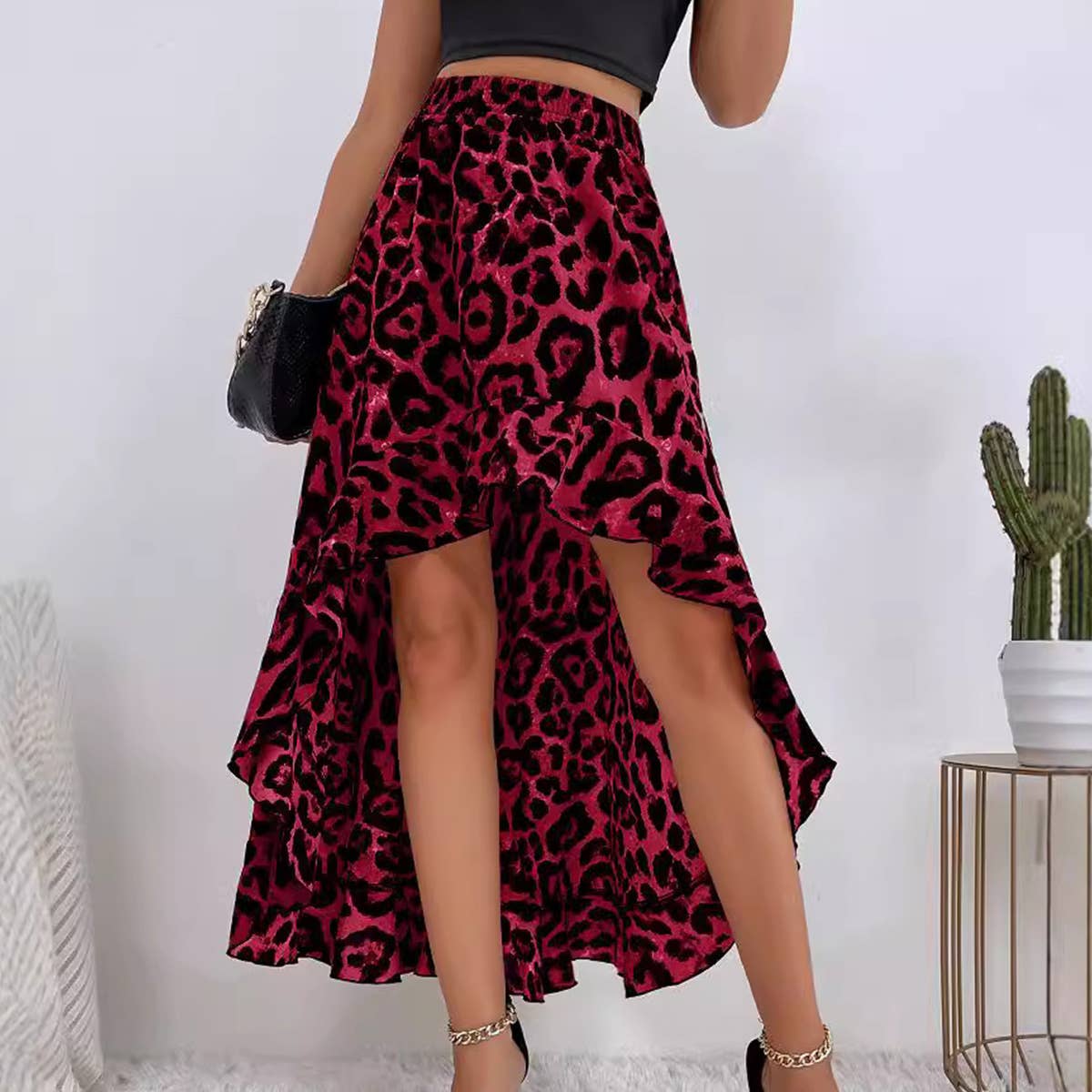 Trend leopard print skirt with irregular hemline