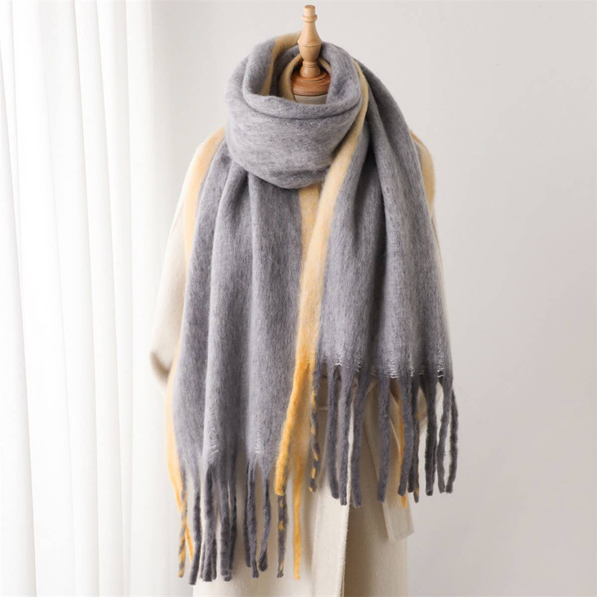 Loopy Yarn Ombre Scarf with Soft Tassels