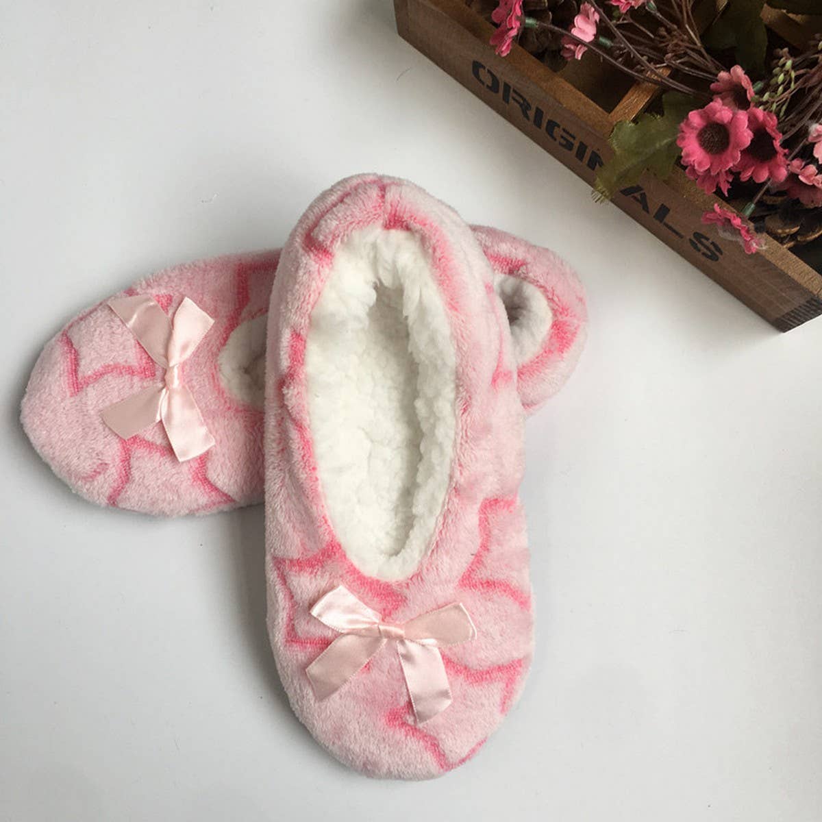ADULT WARM NON-SLIP SOFT BOTTOM SOCK SLIPPERS_CWMS1199