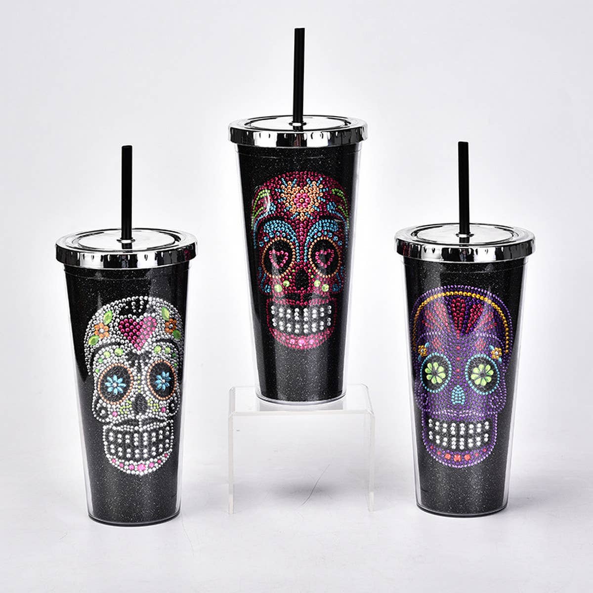 DOUBLE-LAYER STRAW SKULL WATER CUP
