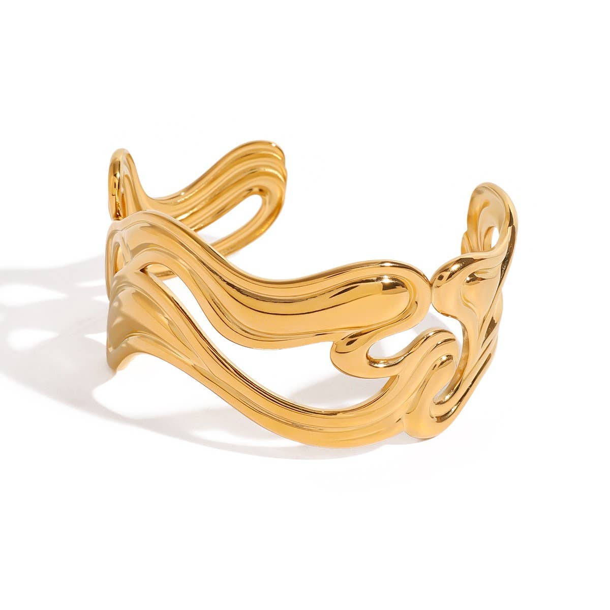 18K Gold Irregular Wave Textured Open Bangle_CWAJE4706
